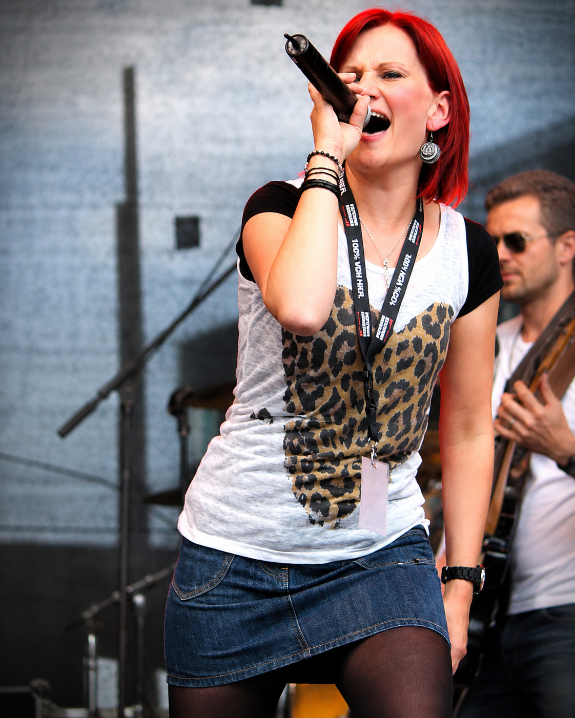 Ines beim Gesang